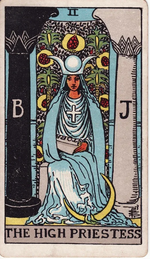 The High Priestess, from the 1909 deck